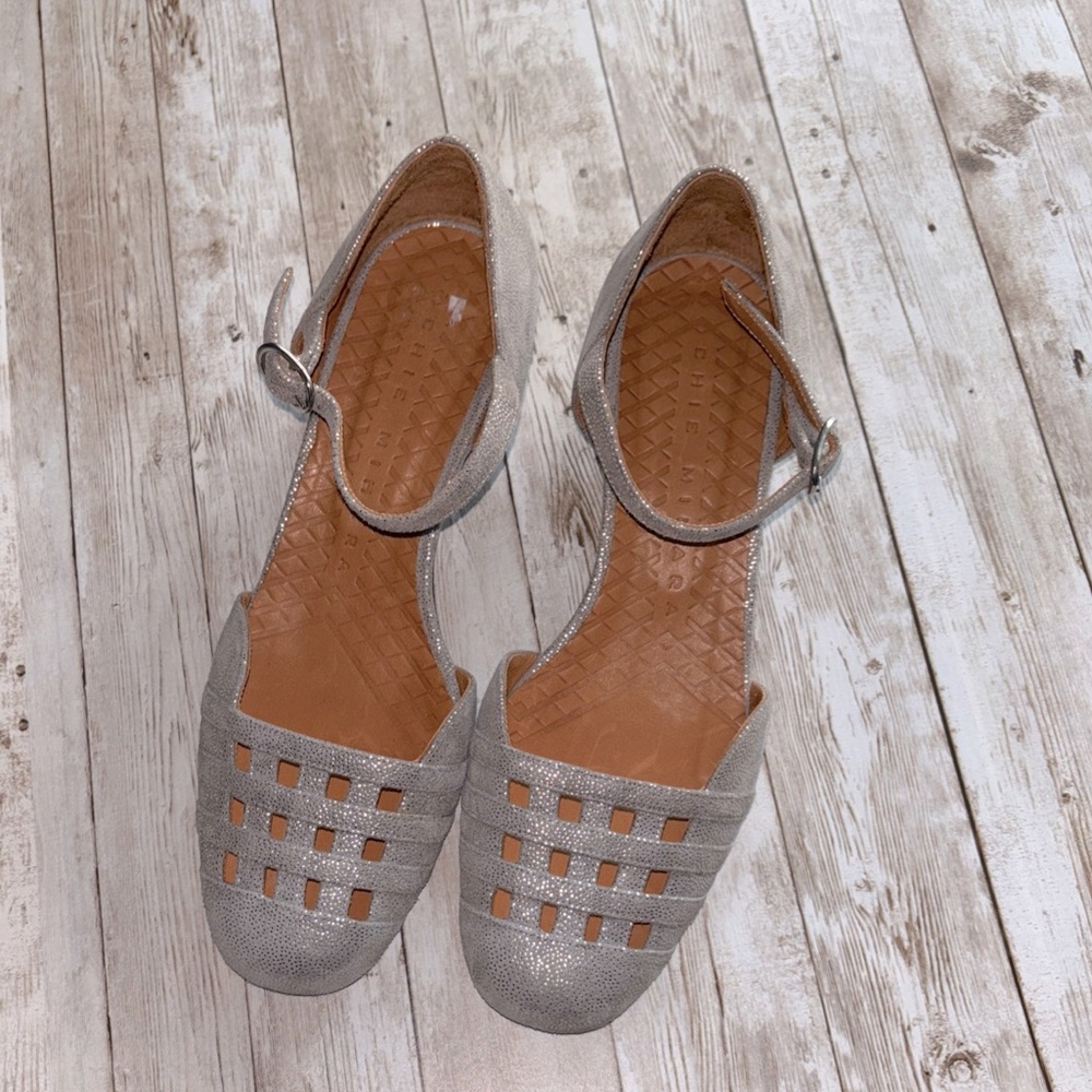 Chie Mihara Woman Metallic Gold  Leather Heels Shoes Sandals US 7.5 UK 5.5 EU 38